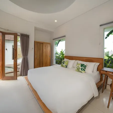 Floro Villa Canggu By Uniquecations Room photo