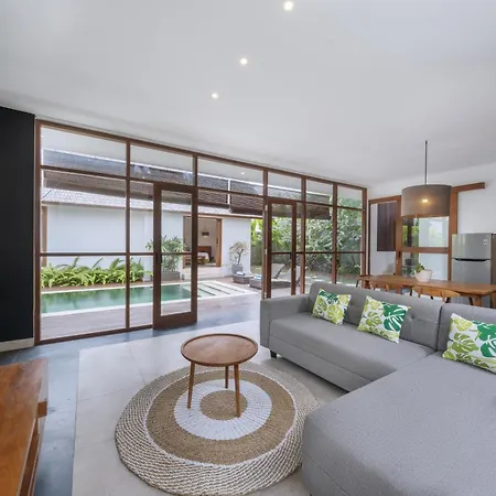 Floro Villa Canggu By Uniquecations Exterior photo
