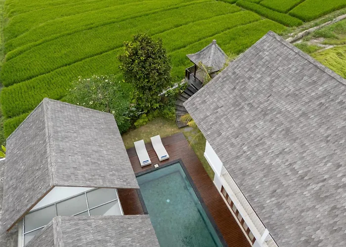 Floro Villa Canggu By Uniquecations
