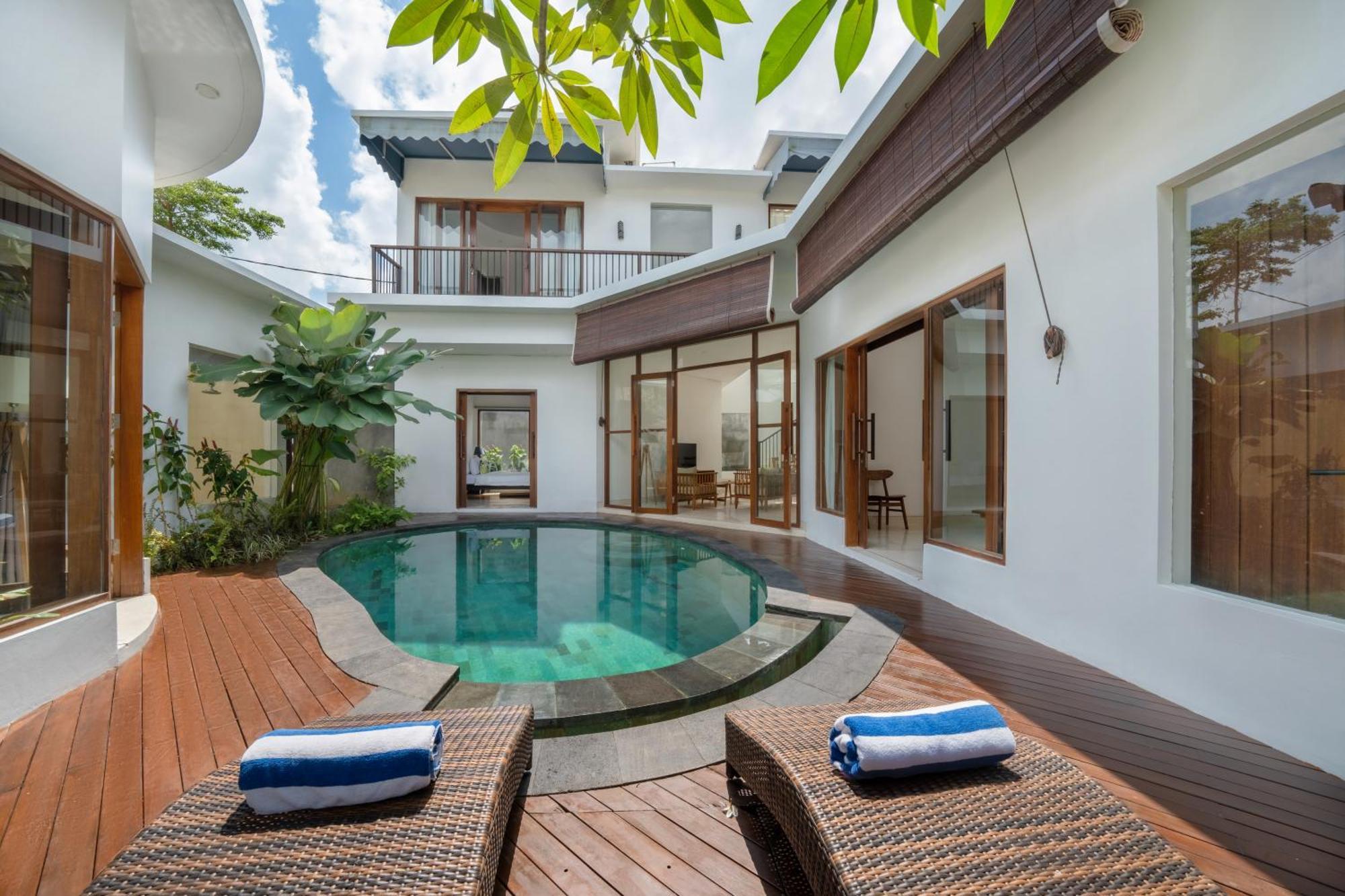 Floro By Uniquecations Villa Canggu (Bali)