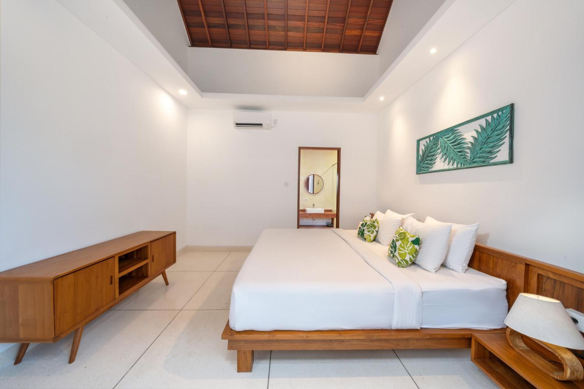 Floro By Uniquecations Villa Canggu (Bali)