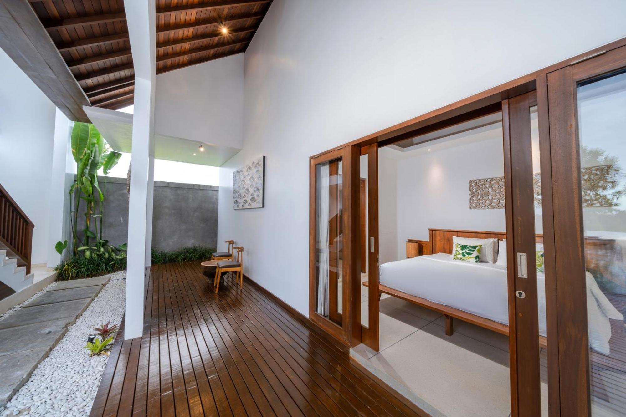 Floro By Uniquecations Villa